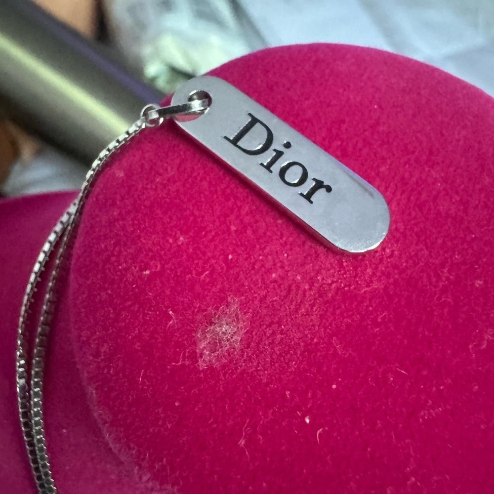 Dior Silver Chain Necklace with Logo Pendant - Picture 3 of 8